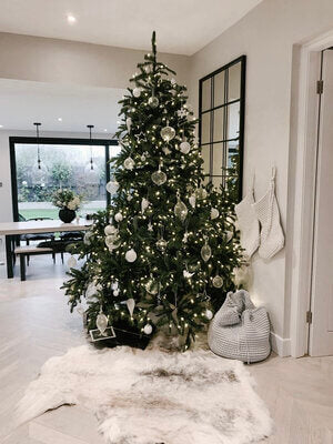 KJG_Home Rare Breed Light Toned White/ Grey/ Beige Nordic Reindeer Hide Rug